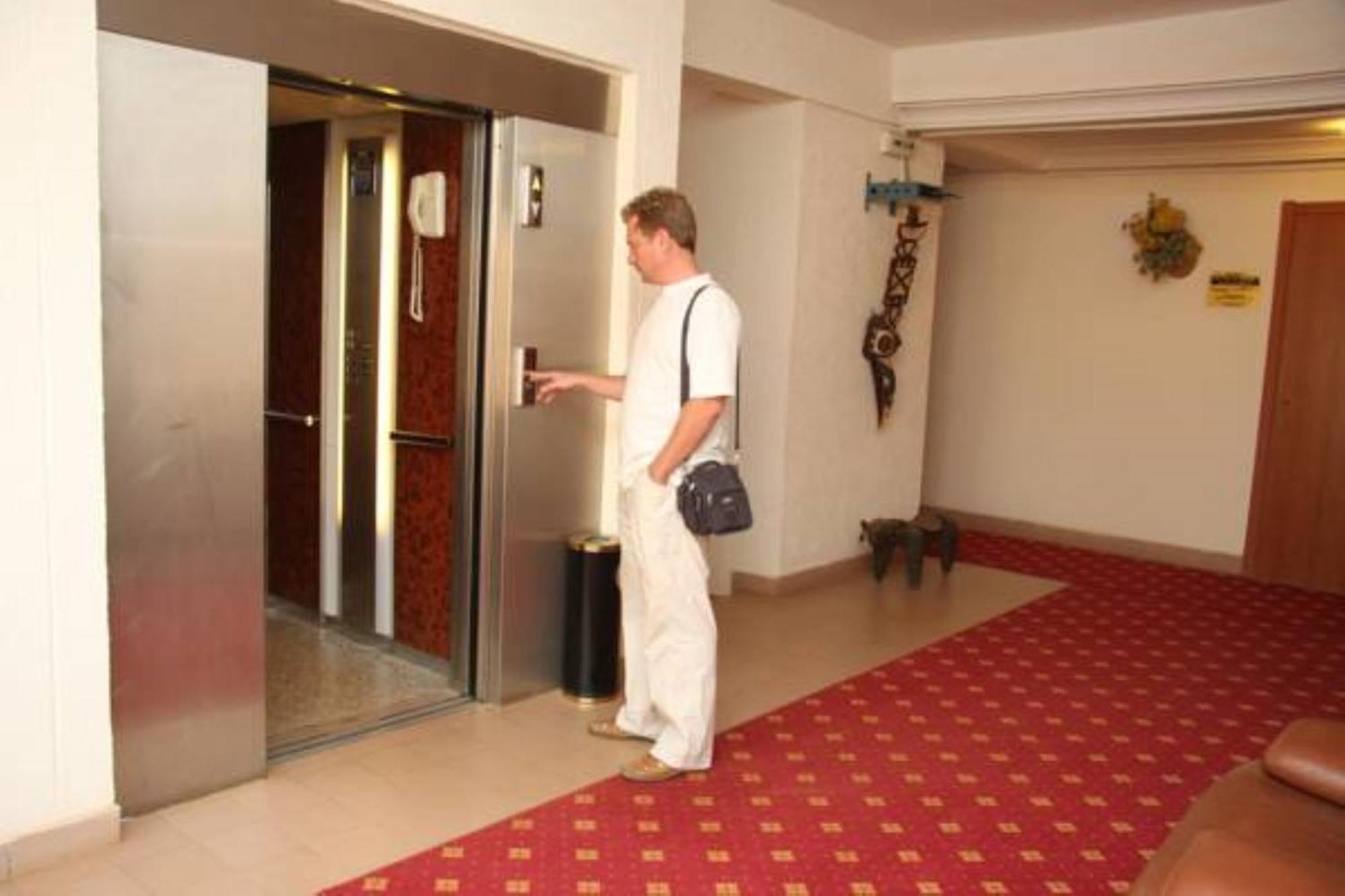 Hotel Splendid Ouagadougou Exterior foto